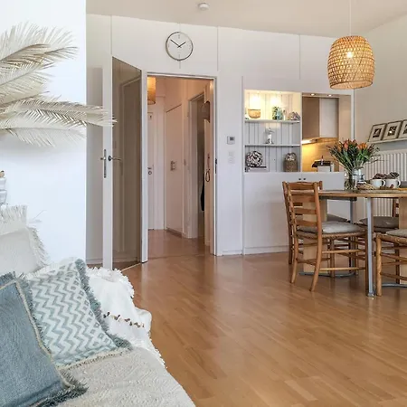 Apartment In With Kitchen Ostend