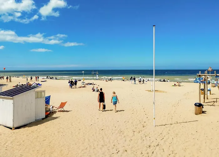 Апартаменты Front In Остенде